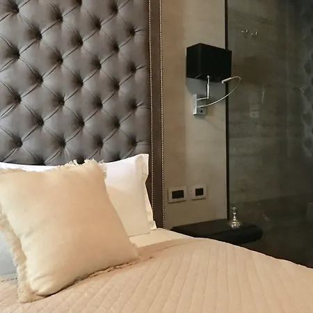 Forvm Boutique Готель